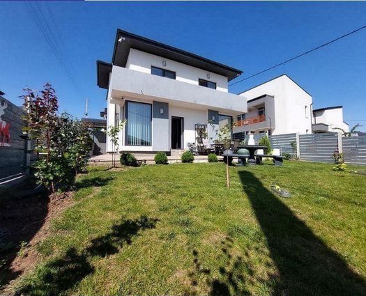 Vilă 4 cam Pacurari, 120 mp, P+1