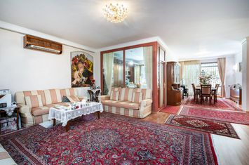 Apartament 3 camere de vanzare DOMENII - Bucuresti anunturi imobiliare Bucuresti