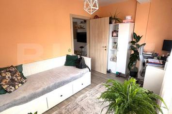 Apartament 3 camere de vanzare FLORESTI - Cluj anunturi imobiliare Cluj