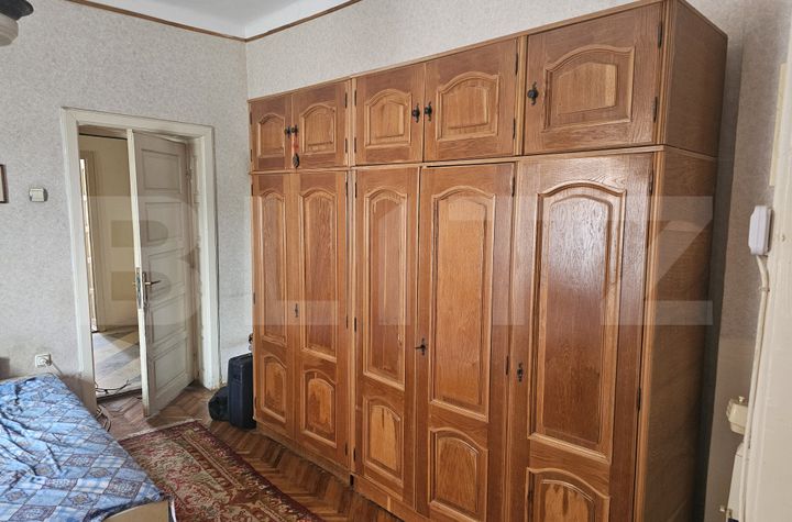 Casă - 4 camere de vanzare GEORGE ENESCU - Dolj anunturi imobiliare Dolj