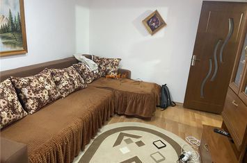 Apartament 3 camere de vanzare ULTRACENTRAL - Vrancea anunturi imobiliare Vrancea