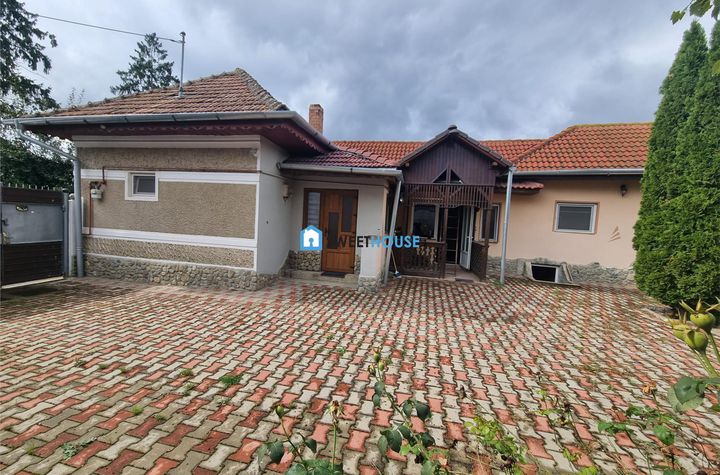Casă - 5 camere de vanzare CENTRAL - Brasov anunturi imobiliare Brasov