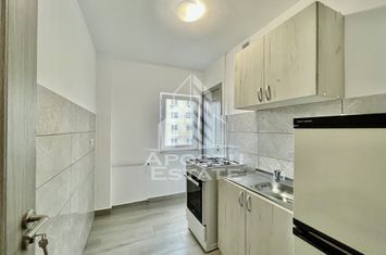 Apartament 2 camere, zona Alfa anunturi imobiliare Arad