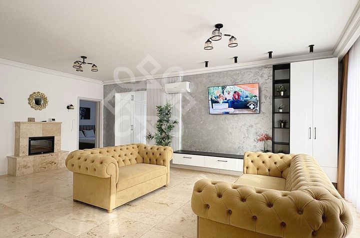 Casa luxoasa de inchiriat in Oradea, cartier Oncea anunturi imobiliare Bihor