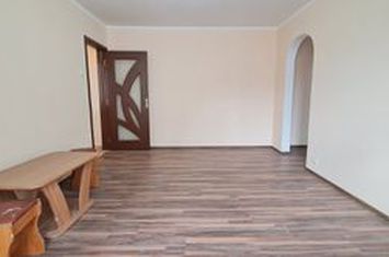 Apartament 2 camere Tractorul anunturi imobiliare Brasov