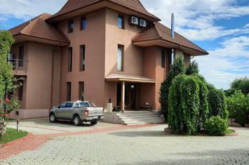 Casă - 10 camere de vanzare IZVORANI - Bucuresti anunturi imobiliare Bucuresti