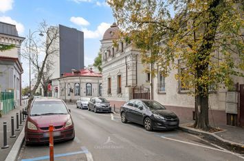 Eminescu - Casa / Vila cu 5 camere si pod mansardabil anunturi imobiliare Bucuresti