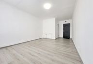 43.000 €, Garsonieră