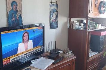 Apartament 3 camere de vânzare în Câmpina - zona semicentrală anunturi imobiliare Prahova