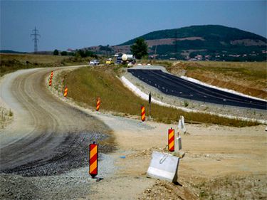 Cei 42 km din autostrada Transilvania vor fi inaugurati doar pentru vizita oficiala