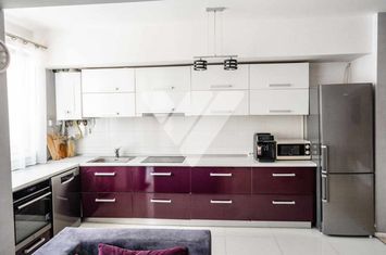 Apartament 3 camere de vanzare SIBIU - Sibiu anunturi imobiliare Sibiu