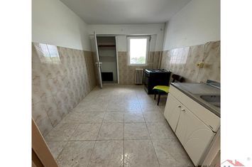 Apartament 3 camere de vanzare ULTRACENTRAL - Vrancea anunturi imobiliare Vrancea