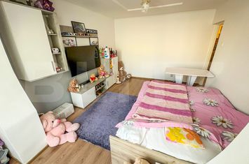 Apartament 2 camere de vanzare HUNEDOARA - Hunedoara anunturi imobiliare Hunedoara