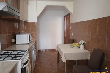 Apartament 3 camere de vanzare CENTRAL - Brasov anunturi imobiliare Brasov