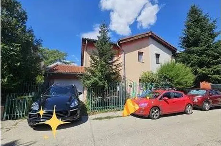 Casă - 4 camere de vanzare PIPERA - Bucuresti anunturi imobiliare Bucuresti