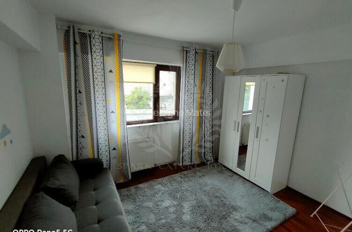 APARTAMENT CU 3 CAMERE DE LUX ULTRACENTRAL anunturi imobiliare Prahova