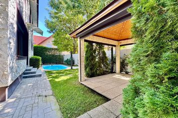 Vilă cu piscină în Pipera – Erou Iancu Nicolae | Oază de liniște și rafinament anunturi imobiliare Bucuresti