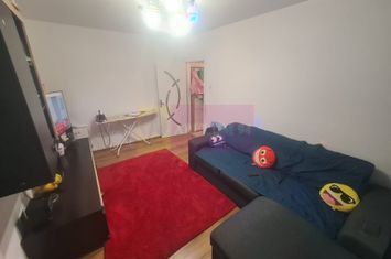 Apartament cu 3 camere de vanzare in Campina - Zona Cuza anunturi imobiliare Prahova