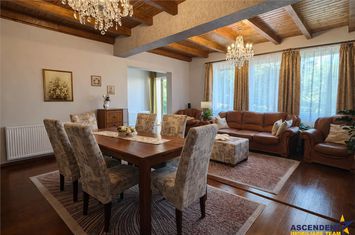 Vilă - 4 camere de vanzare EXTERIOR EST - Mures anunturi imobiliare Mures