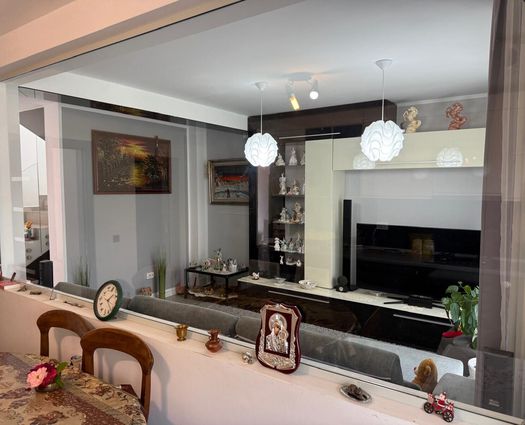 Apartament 4 camere Cug, 112 mp