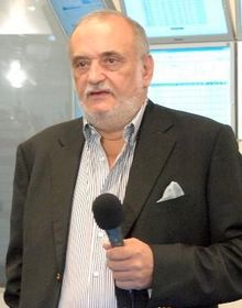 Patriciu lanseaza trendul pachetelor majoritare