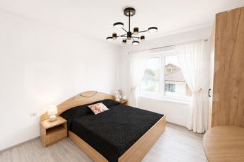 Vilă - 5 camere de vanzare ALBA IULIA - Alba anunturi imobiliare Alba