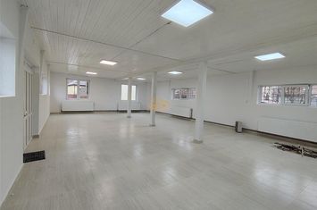 Spațiu comercial de vanzare CENTRAL - Harghita anunturi imobiliare Harghita
