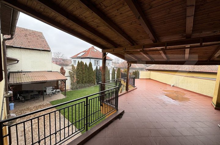 Vilă - 6 camere de vanzare TIMISOARA - Timis anunturi imobiliare Timis