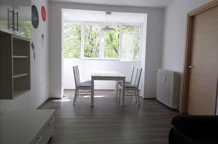 Beller, Parc Floreasca, inchiriere apartament 3 camere, 63 mp utili, mobilat si utilat, anunturi imobiliare Bucuresti