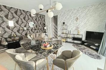 Apartament 2 camere, decomandat, deosebit, de inchiriat, Zona Braytim. anunturi imobiliare Timis