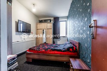 Apartament tip casă | 3 camere & curte | zona Colegiului Moise Nicoară anunturi imobiliare Arad