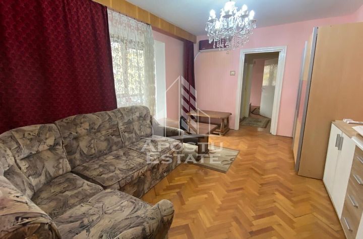 Apartament 2 camere,centrala proprie, semidecomandat, zona Cetatii anunturi imobiliare Timis