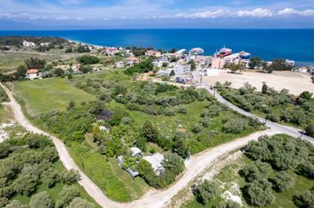 Teren 1.002,96 mp în Skala Prinos — 800 metri de plajă anunturi imobiliare Grecia