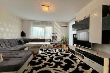 Apartament tip penthouse cu 3 camere, 2 bai, Calea Aradului anunturi imobiliare Timis