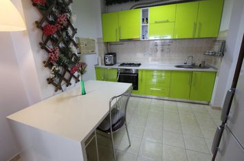 Parc IOR-Arena Nationala-Piata Muncii-centrala proprie-loc de parcare-garaj anunturi imobiliare Bucuresti