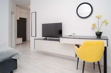APARTAMENT INTABULAT, MOBILAT SI UTILAT CU MUTARE IMEDIATA, CENTRAL anunturi imobiliare Iasi