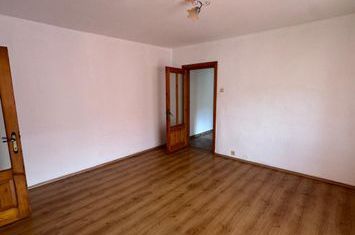 Apartament 2 camere de vanzare RADAUTI - Suceava anunturi imobiliare Suceava