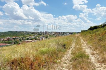Teren intravilan cu o suprafață de 2.250 mp | Ideal ptr investitii anunturi imobiliare Bihor