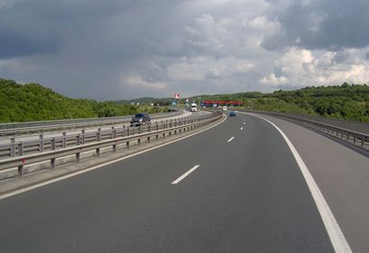 România construieşte o autostradă pentru Ford: autostrada Piteşti-Craiova. Se caută constructor