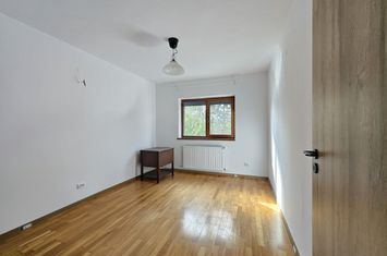 CHIRIE IANCU NICOLAE- DISPONIBIL IMEDIAT anunturi imobiliare Bucuresti