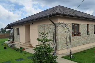 Casă 3 cam de vânzare Giurgiu - Sabareni
