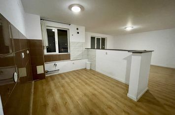 Apartament 3 camere de vanzare SIBIU - Sibiu anunturi imobiliare Sibiu