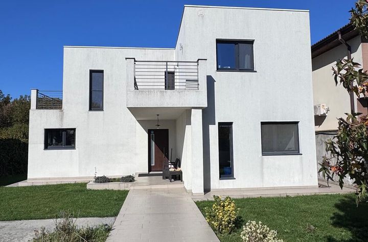 Vila individuala | teren generos | zona Erou Iancu Nicolae anunturi imobiliare Bucuresti