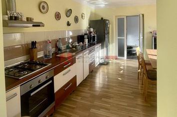 POZITIONARE PREMIUM - VIEW SPECTACULOS anunturi imobiliare Brasov