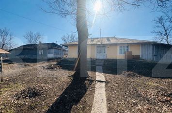 Casă - 2 camere de vanzare BOTOSANI - Botosani anunturi imobiliare Botosani