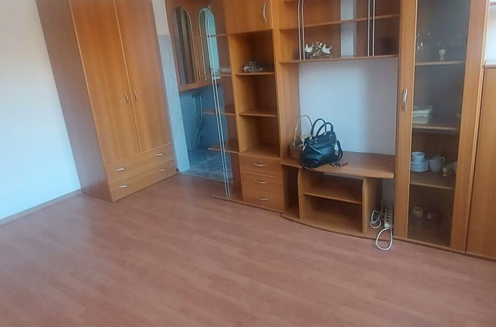Apartament 3 camere de vanzare GIURGIULUI - Bucuresti anunturi imobiliare Bucuresti