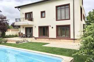 Vilă 7 cam de închiriat Bucuresti - Iancu Nicolae