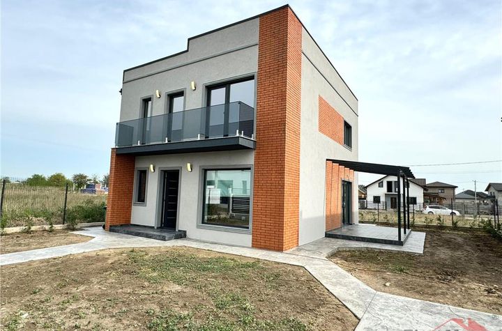 Vilă - 4 camere de vanzare EXTERIOR VEST - Vrancea anunturi imobiliare Vrancea