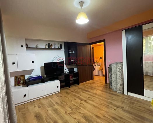 Apartament 2 camere Aparatorii Patriei, 45 mp