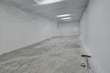 HALA  PRODUCTIE//BIROURI//ZONA LUKOIL anunturi imobiliare Prahova